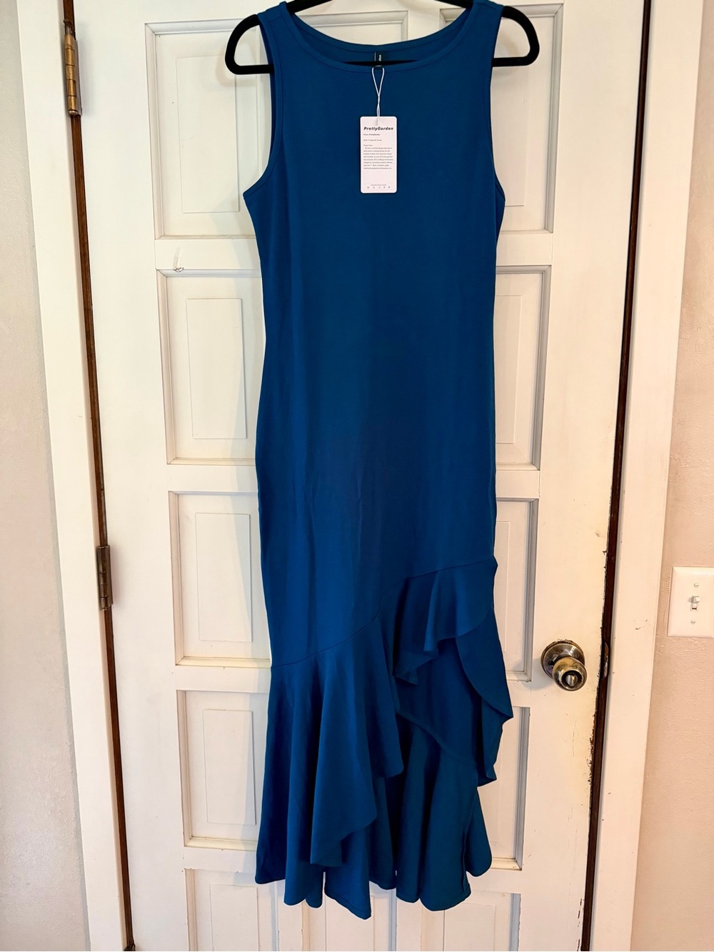 Sleeveless Teal Maxi Dress with Ruffle Hem